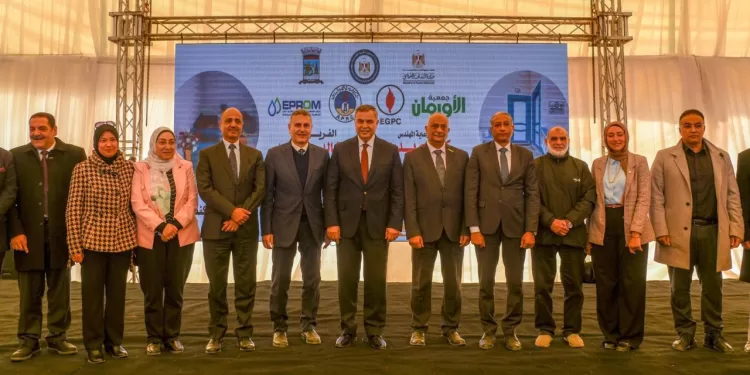 تسليم 64 وحدة سكنية مُطورة بالعامرية ضمن مشروع إعادة التأهيل 1 - جريدة الجمهورية تسليم 64 وحدة سكنية مُطورة بالعامرية ضمن مشروع إعادة التأهيل