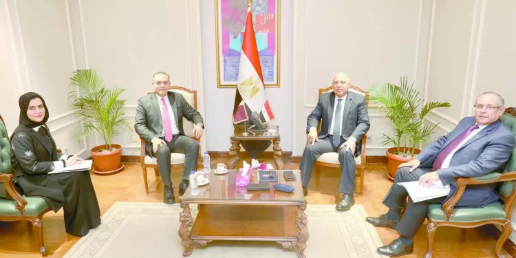 تعزيز التعاون مع قطر.. فى الموانئ البحرية