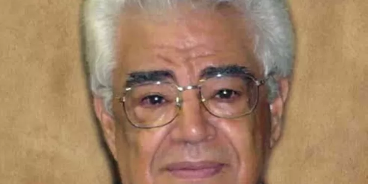 قبطان بحر الأدب.. محمد جبريل.. لماذا خاصمته السينما ونور الشريف.. وظل على «الشاطئ الآخر» من نوبل؟ 1 - جريدة الجمهورية قبطان بحر الأدب.. محمد جبريل.. لماذا خاصمته السينما ونور الشريف.. وظل على «الشاطئ الآخر» من نوبل؟