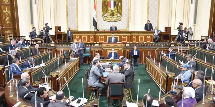 حماية حقوق المريض.. وتأمين الطبيب: «النواب» يوافق نهائيًا على «المسئولية الطبية» 1 - جريدة الجمهورية حماية حقوق المريض.. وتأمين الطبيب: «النواب» يوافق نهائيًا على «المسئولية الطبية»