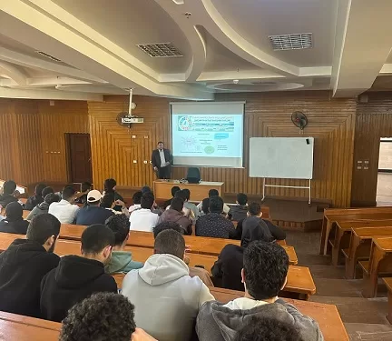 جامعة كفر الشيخ: اليوم الثالث للأسبوع البيئي يشهد ندوات تثقيفية وقوافل طبية وحملات تشجير