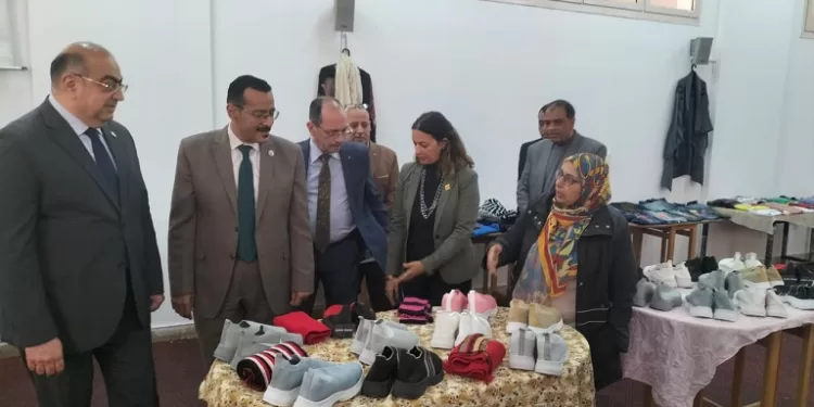 جامعة حلوان تنظم سوقًا خيريًا للطلاب والعاملين قبل عيد الفطر 1 - جريدة الجمهورية جامعة حلوان تنظم سوقًا خيريًا للطلاب والعاملين قبل عيد الفطر