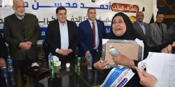 مستقبل وطن بالواسطى يكرم الأمهات المثاليات في احتفال بهيج