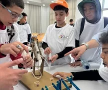 مركز سيجر إكسبلوررز بالمدرسة الألمانية الدولية يطلق ورشًا إبداعية للأطفال بالـGUC