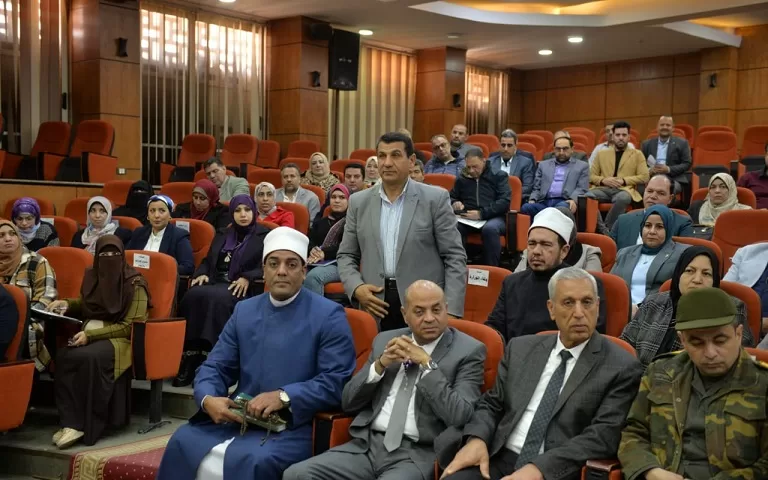 محافظ الدقهلية يترأس اجتماع المجلس التنفيذي لمتابعة تنفيذ المشروعات 5 - جريدة الجمهورية 6 88 - جريدة الجمهورية