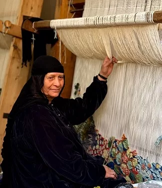 طلاب الإعلام يطلقون «حكاوي النول» لإحياء التراث الفني في الحرانية 1 - جريدة الجمهورية طلاب الإعلام يطلقون «حكاوي النول» لإحياء التراث الفني في الحرانية