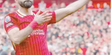 رفض الحكام «الخواجات» بالإجماع