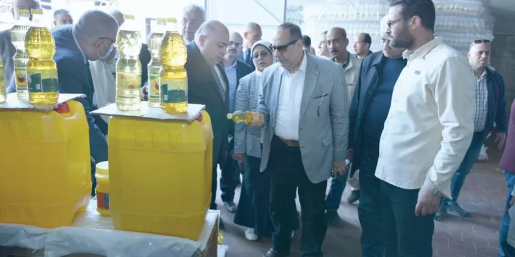 بدء صرف المنحة الاستثنائية على بطاقات التموين لـ«10 ملايين» أسرة 1 - جريدة الجمهورية شباب الزمالك فى مواجهة طموح الجونة