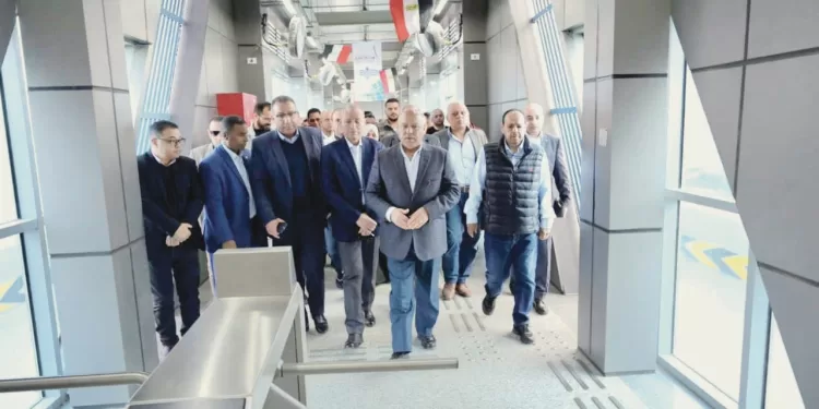 وزير الشباب والرياضة يُكرم نسل الشهداء بالأمسيات  الرمضانية «وصال»