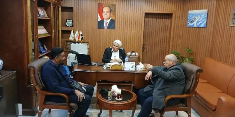 قرارات السيسي تجاه فلسطين تحظى بتأييد العاملين في البنوك بمصر وماليزيا