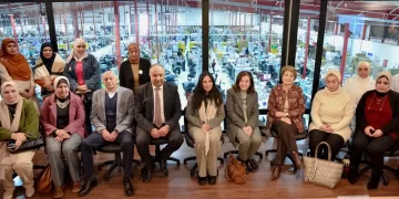 غرفة صناعة الملابس ومجلس السكان الدولي يُطلقان مبادرة لتوعية العاملين بالمصانع