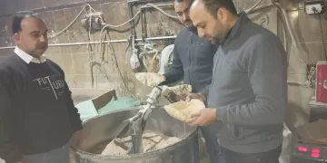 حملات مكثفة على المخابز البلدية والأسواق والمحلات العامة في كفر الشيخ