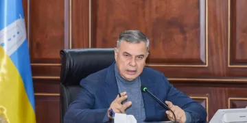 تحت شعار «خدمة بيوت الله شرف».. محافظ كفر الشيخ يفتتح 3 مساجد جديدة