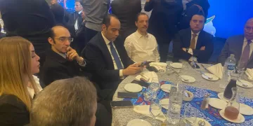 تجمُّع سياسي مميز في حفل السحور السنوي لحزب الجيل