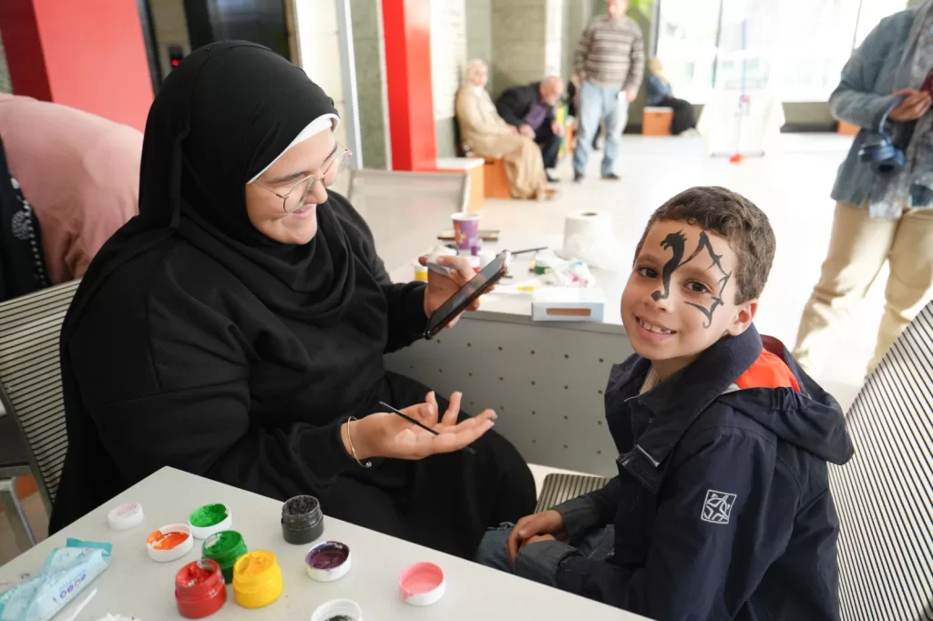 رئيس الجامعة اليابانية يحتفل بشهر رمضان مع أعضاء هيئة التدريس والإداريين في حفل إفطار رمضاني 6 | جريدة الجمهورية