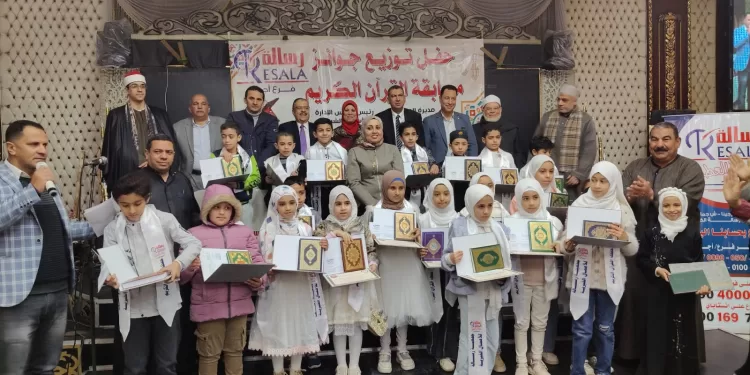 تكريم 114 طالب من حملة القرآن الكريم بالدقهلية