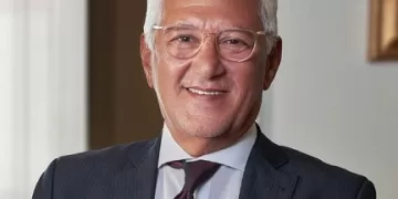 عمومية بنك قناة السويس تقرر: طنطاوى رئيسًا لمجلس الإدارة والمغربى التنفيذي والعضو المنتدب