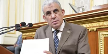 رئيس القوى العاملة بالنواب: قانون العمل الجديد هدية لعمال مصر في عيدهم أول مايو