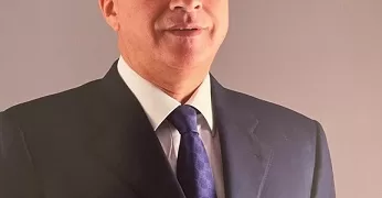 «عاصم سليمان» خبير أسواق المال يساهم في تعزيز الاقتصاد الوطني