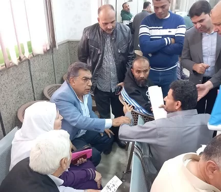 محافظ الدقهلية يتفقد سير العمل ويستمع إلى شكاوى المواطنين