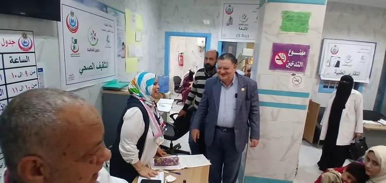 زيارة مفاجئة لوكيل الطب الوقائي لمركز طب أسرة «ميت أبو الحسين»