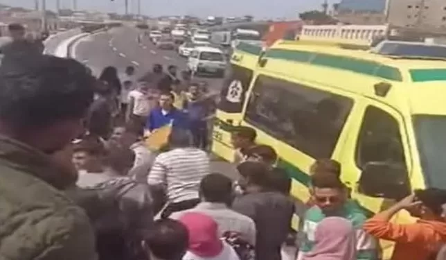 النيابة تحقق في واقعة مروعة: أم تلقي بطفليها من أعلى كوبري العامرية