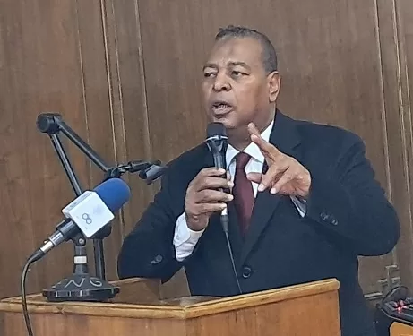 أمين عمال مصر: 180 مصنعًا تنطلق في اقتصادية قناة السويس لتوطين الصناعة المحلية