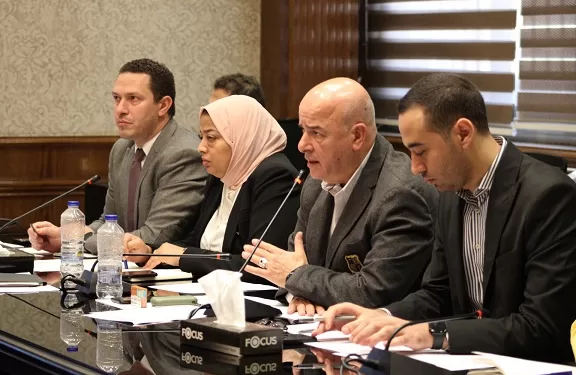 برعاية الرئيس.. وزير الشباب يتابع سير مقابلات المتقدمين لمنحة ناصر القيادية الدولية