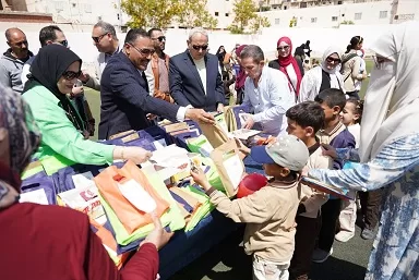 فرحة وانطلاق.. يوم ترفيهي يكسر روتين الدراسة لطلاب مبادرة«مدرستي تقرأ وتكتب بطلاقة» بمطروح 2 - جريدة الجمهورية 2 285 - جريدة الجمهورية
