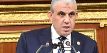 رئيس قوى عاملة النواب: زيارة ماكرون للعريش رسالة للعالم برفض مصر للتهجير