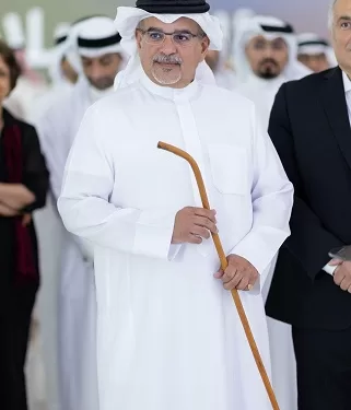 لوحة «وئام وسلام» تضيء سماء البحرين بحضور ولي العهد