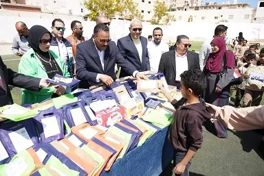 فرحة وانطلاق.. يوم ترفيهي يكسر روتين الدراسة لطلاب مبادرة«مدرستي تقرأ وتكتب بطلاقة» بمطروح 3 - جريدة الجمهورية 3 259 - جريدة الجمهورية