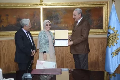 من الهموم إلى الأمل.. «محافظ الغربية» يدعم 36 أسرة بتوفير فرص عمل وتجهيزات مهنية 5 - جريدة الجمهورية 4 138 - جريدة الجمهورية