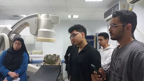 جامعة المنصورة الجديدة: زيارة علمية لطلاب الهندسة الطبية الحيوية إلى مركز الجهاز الهضمي بالمنصورة 5 - جريدة الجمهورية 5 124 - جريدة الجمهورية