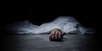 وفاة متهم بالاتجار بالمخدرات بعد شجار مع زملاءه المحتجزين