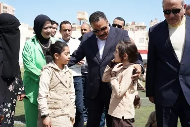 فرحة وانطلاق.. يوم ترفيهي يكسر روتين الدراسة لطلاب مبادرة«مدرستي تقرأ وتكتب بطلاقة» بمطروح 6 - جريدة الجمهورية 6 154 - جريدة الجمهورية