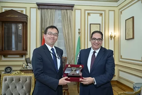 «رئيس جامعة القاهرة» يُهنئ الممثل الجديد لـ «جايكا» ويؤكد عمق الشراكة المصرية اليابانية 4 - جريدة الجمهورية 7 109 - جريدة الجمهورية