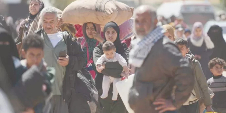 نزيف الدم لا يتوقف.. والاحتلال يصدر قرارًا بالإخلاء القسرى لمناطق شرق غزة 1 - جريدة الجمهورية نزيف الدم لا يتوقف.. والاحتلال يصدر قرارًا بالإخلاء القسرى لمناطق شرق غزة