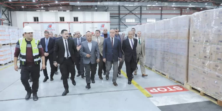 ضبط مركز تعليمى وهمى يمنح شهادات مزورة بمدينة نصر