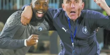 احتفالات ومكافآت فى بيراميدز