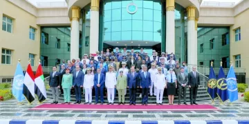 وزير الرياضة ومحافظ الجيزة يفتتحان ملاعب نادى الصحفيين