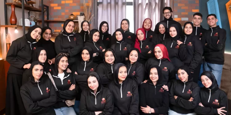 المصيدة الرقمية: مكاسب وهمية وأنت الضحية.. مشروع تخرج طلاب «إعلام حلوان»