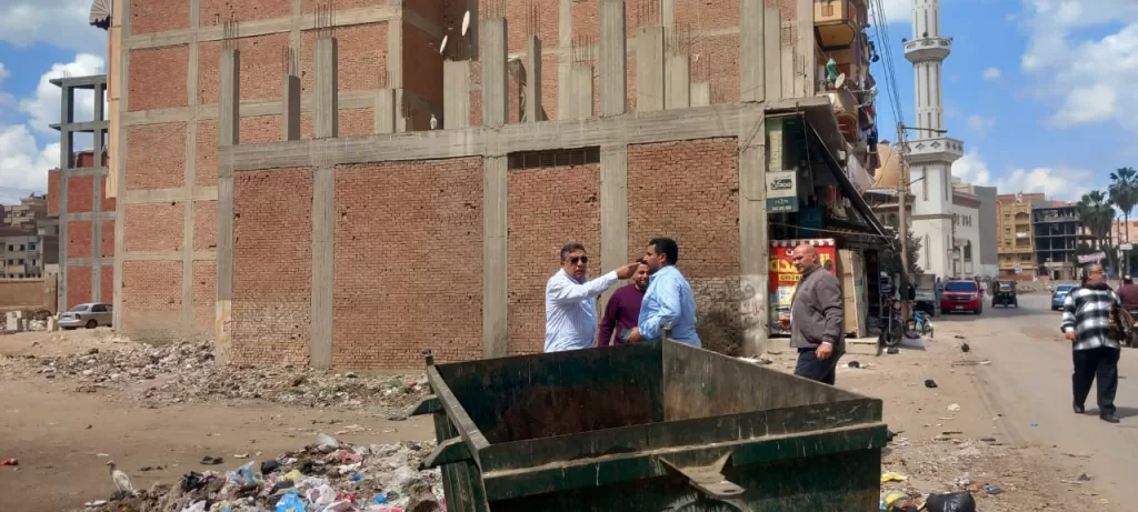محافظ الدقهلية يطالب بتحسين المظهر العام للمنصورة خلال جولة تفقدية للممشى الجديد 5 - جريدة الجمهورية WhatsApp Image 2025 04 04 at 3.22.45 PM - جريدة الجمهورية