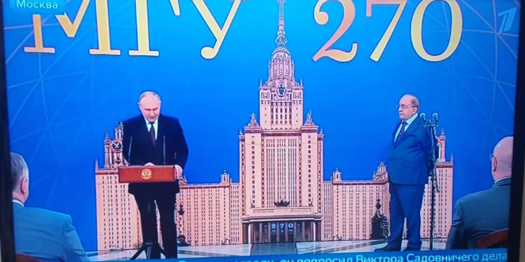 الأمين العام لاتحاد الجامعات العربية يشارك في احتفالية جامعة موسكو بمرور 270 عامًا