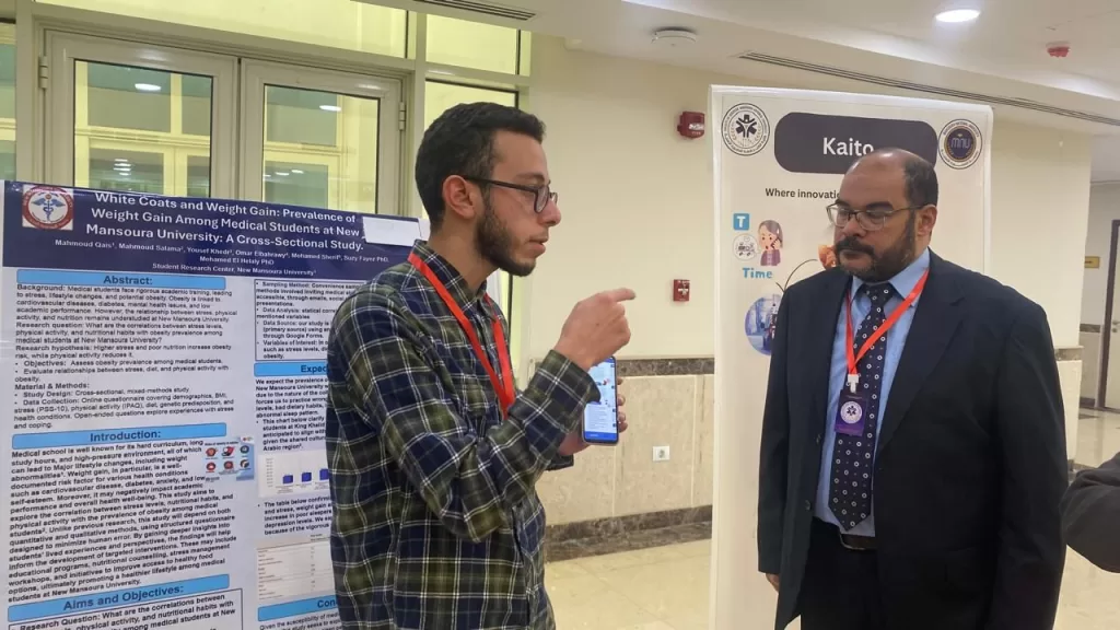 طلاب طب المنصورة الجديدة يحرزون المركز الثاني لأفضل بوستر علمي في مؤتمر المنصورة الأهلية 6 - جريدة الجمهورية WhatsApp Image 2025 04 17 at 12.55.23 PM 3 - جريدة الجمهورية