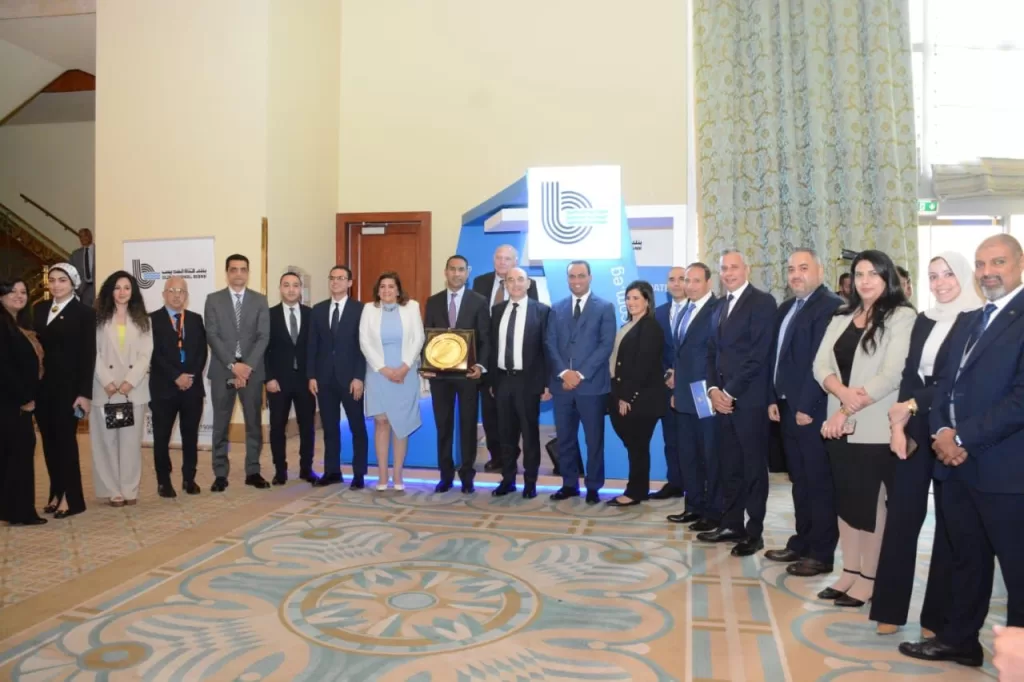 تقديرًا لرؤيته الاستثمارية.. تكريم عاكف المغربي لدوره البارز في تطوير القطاع العقاري 4 - جريدة الجمهورية WhatsApp Image 2025 04 17 at 5.33.37 PM 1 - جريدة الجمهورية