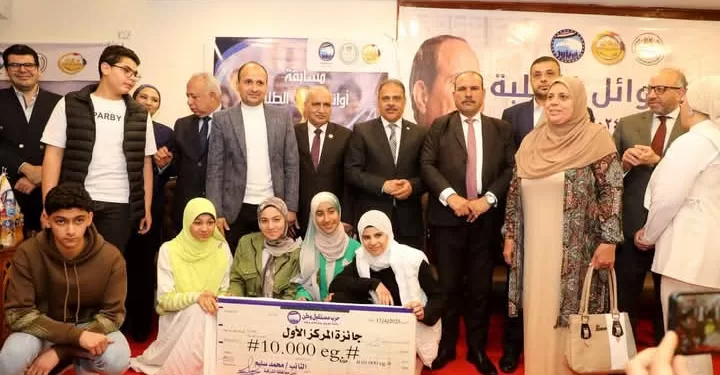 رئيس تعليم النواب ومحافظ الشرقية يشهدان تكريم أوائل الطلبة في حفل «مستقبل وطن»