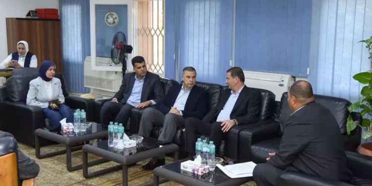 وزير الزراعة ومحافظ الإسكندرية يناقشان سُبل التعاون الاستثماري الجديدة