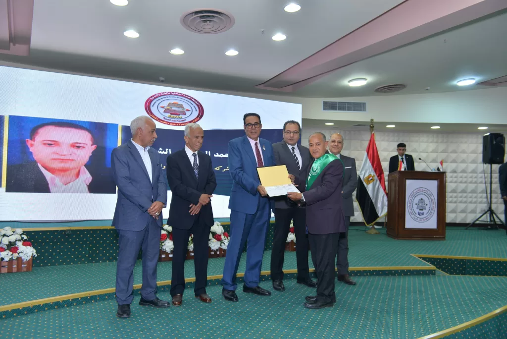 بأرقام قياسية.. «عمومية النسيج» تُعلن عن المصنع الأضخم في صناعة الغزل 7 - جريدة الجمهورية WhatsApp Image 2025 04 24 at 9.43.22 PM - جريدة الجمهورية