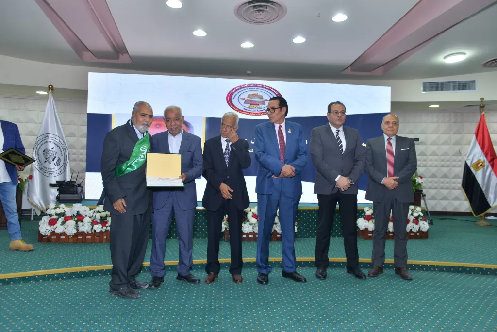 بأرقام قياسية.. «عمومية النسيج» تُعلن عن المصنع الأضخم في صناعة الغزل 4 - جريدة الجمهورية WhatsApp Image 2025 04 24 at 9.43.23 PM - جريدة الجمهورية